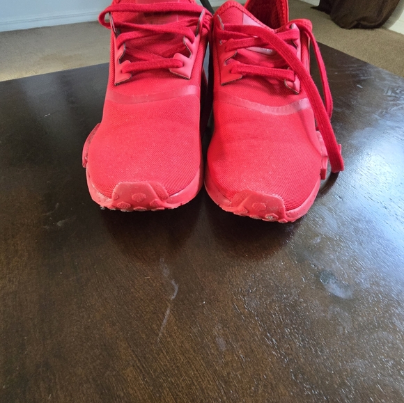 Adidas men 8.5 shoe - Picture 2 of 5